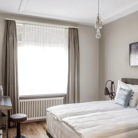 The Yard Hotel