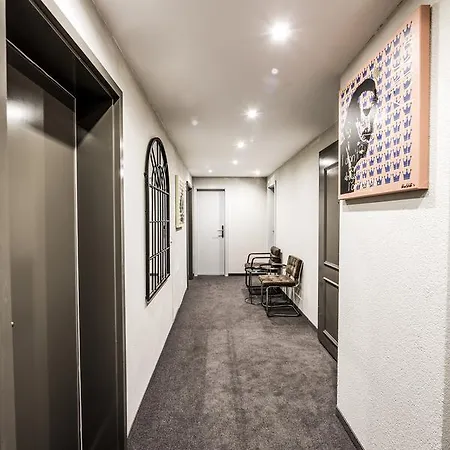 The Yard Hotel *